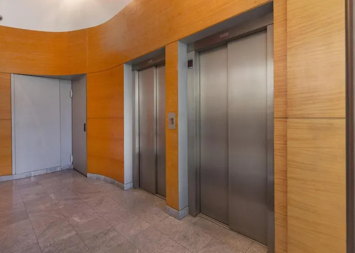 Sao Bento Gallery * Lisboa